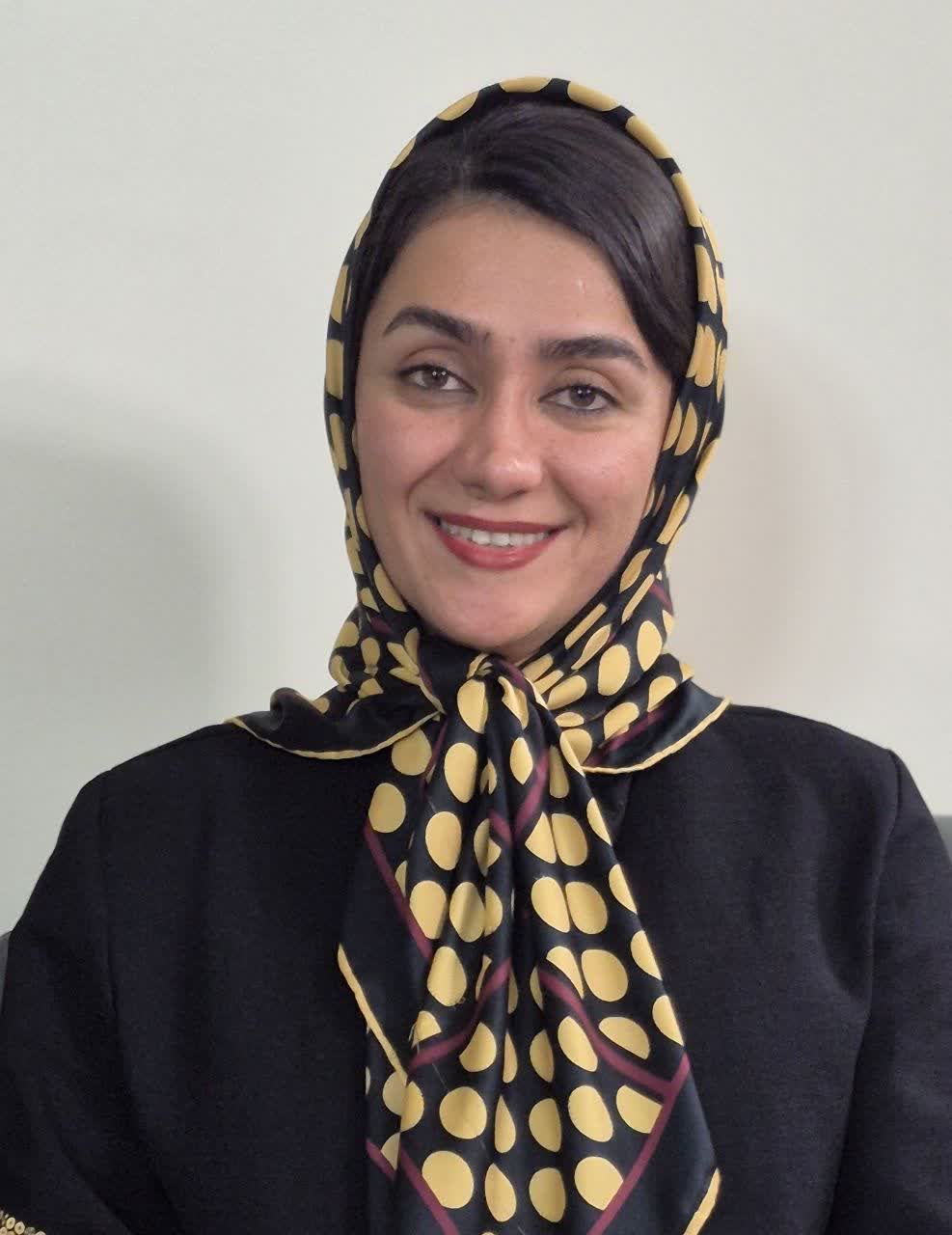 زهرا پورکمالی
